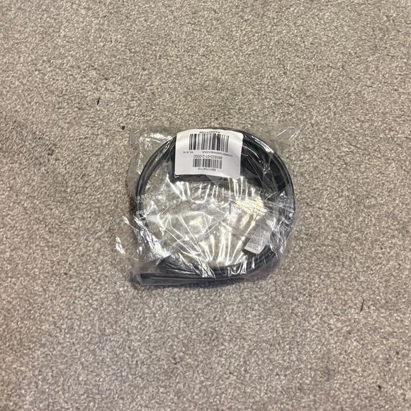 NWT Old Navy Faux-Leather Belt - Picture 3 of 3